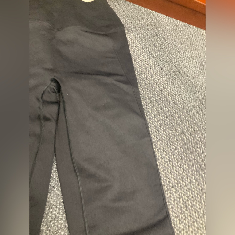 NWT women offline by aerie hi-rise seamless 7/8 legging leggings ribbed black l - Picture 8 of 16